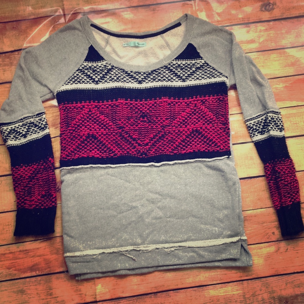 Maurices sweater M
